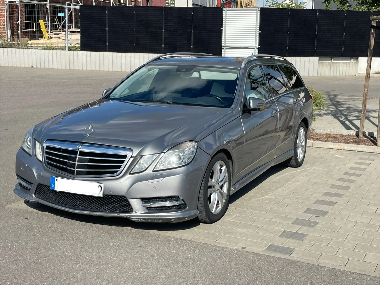 Mercedes-Benz E 350  - изображение 2