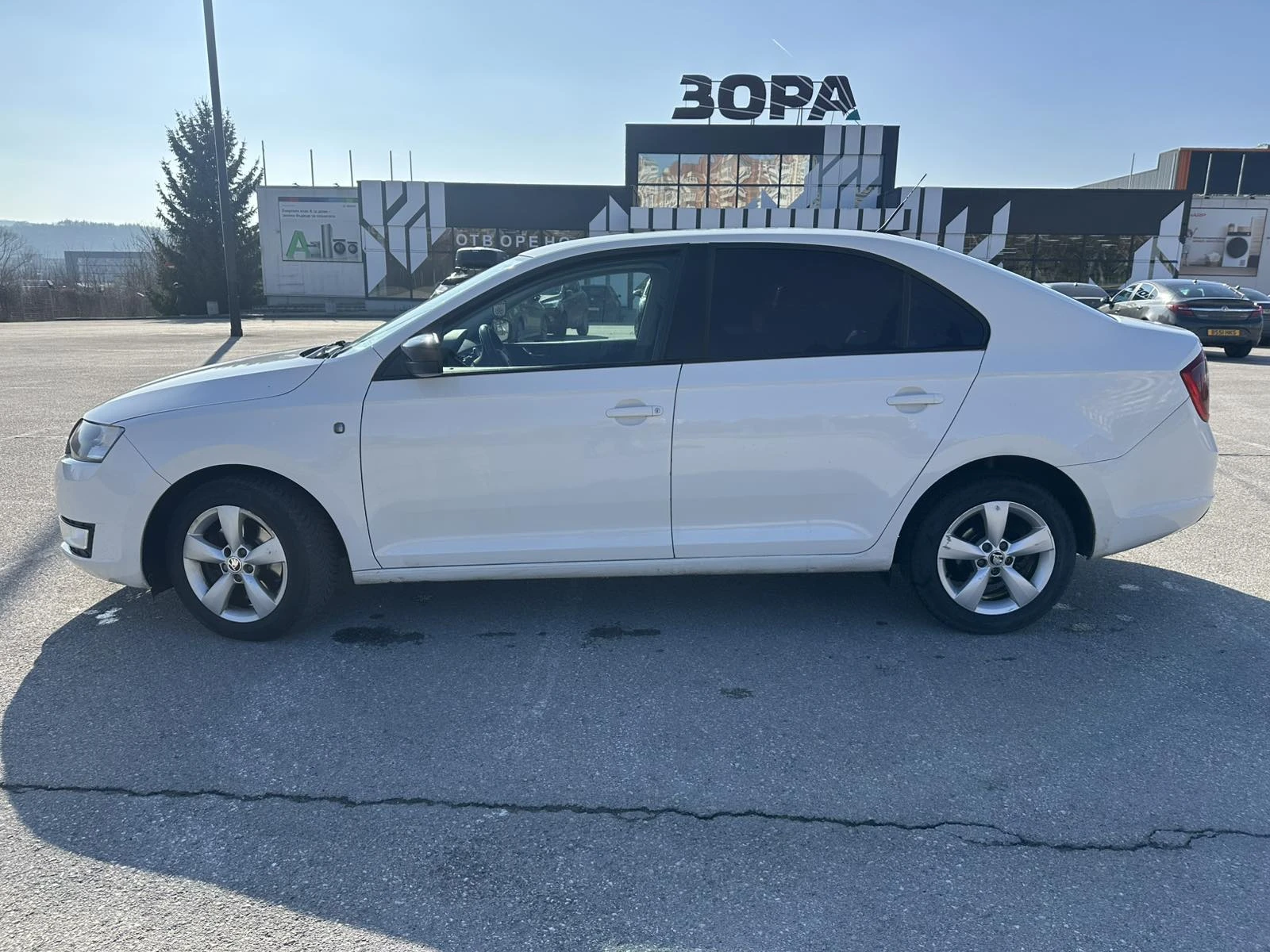 Skoda Rapid 1.6 TDI | Mobile.bg � ����������� 4