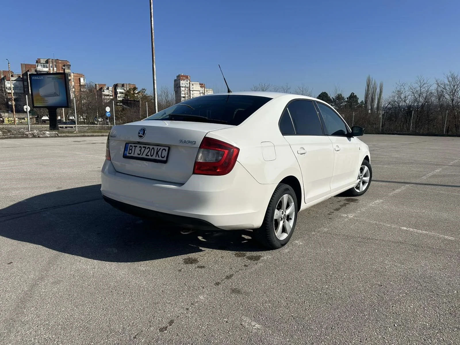 Skoda Rapid 1.6 TDI | Mobile.bg � ����������� 6