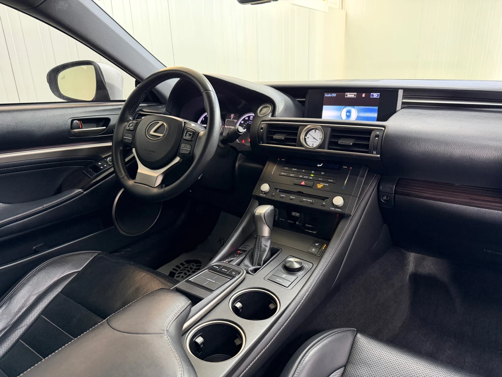 Lexus RC 350  3.5L V6 DOHC 24-Valve VVT-i-inc, снимка 11 - Автомобили и джипове - 53817124