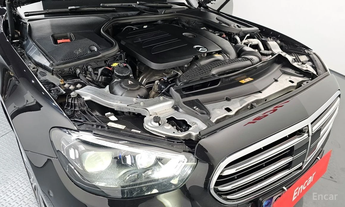 Mercedes-Benz E 250, снимка 6 - Автомобили и джипове - 53867351