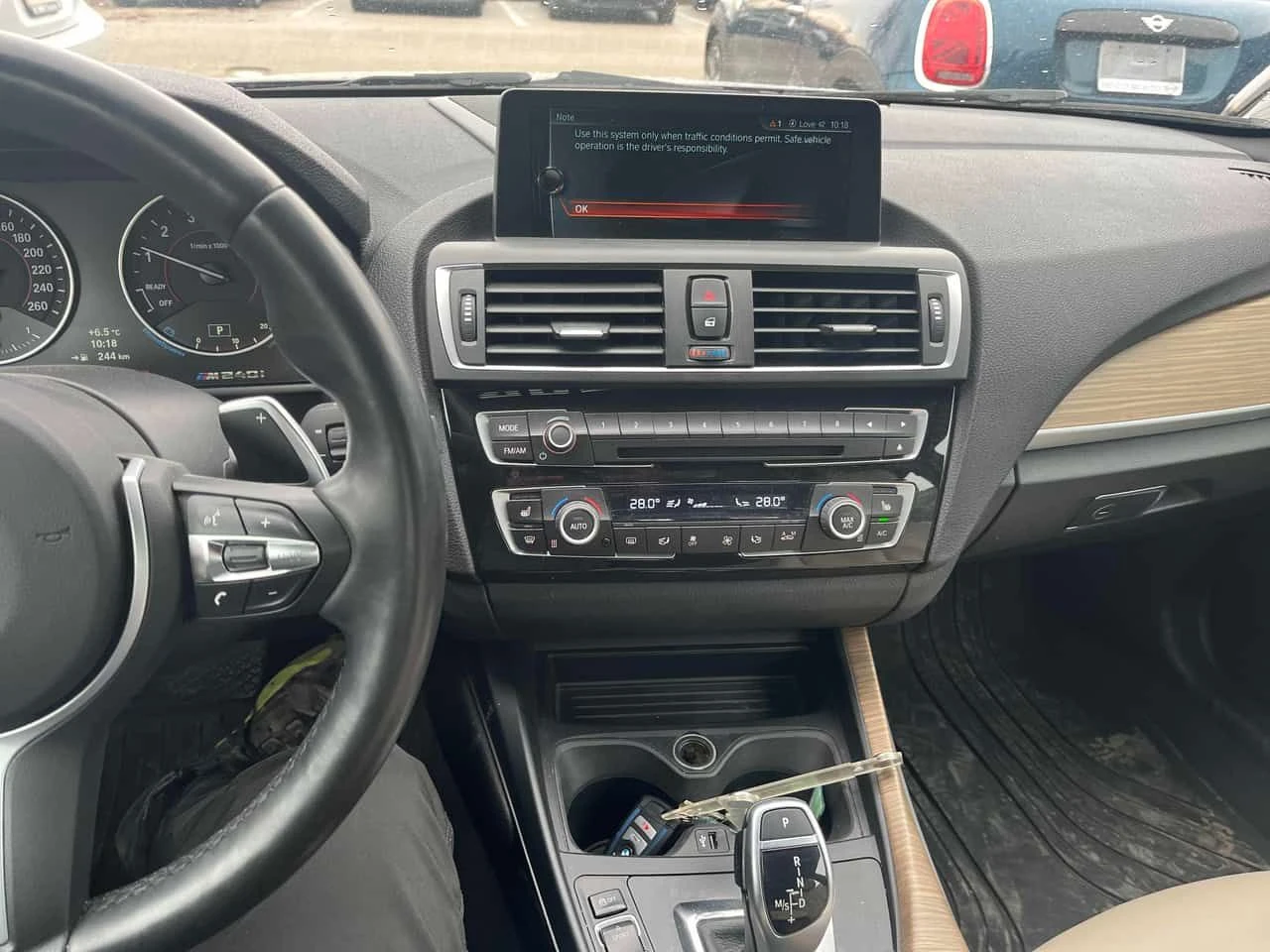 BMW 240 * xDrive * CARFAX * Подгрев * Harman Kardon * , снимка 9 - Автомобили и джипове - 54013567