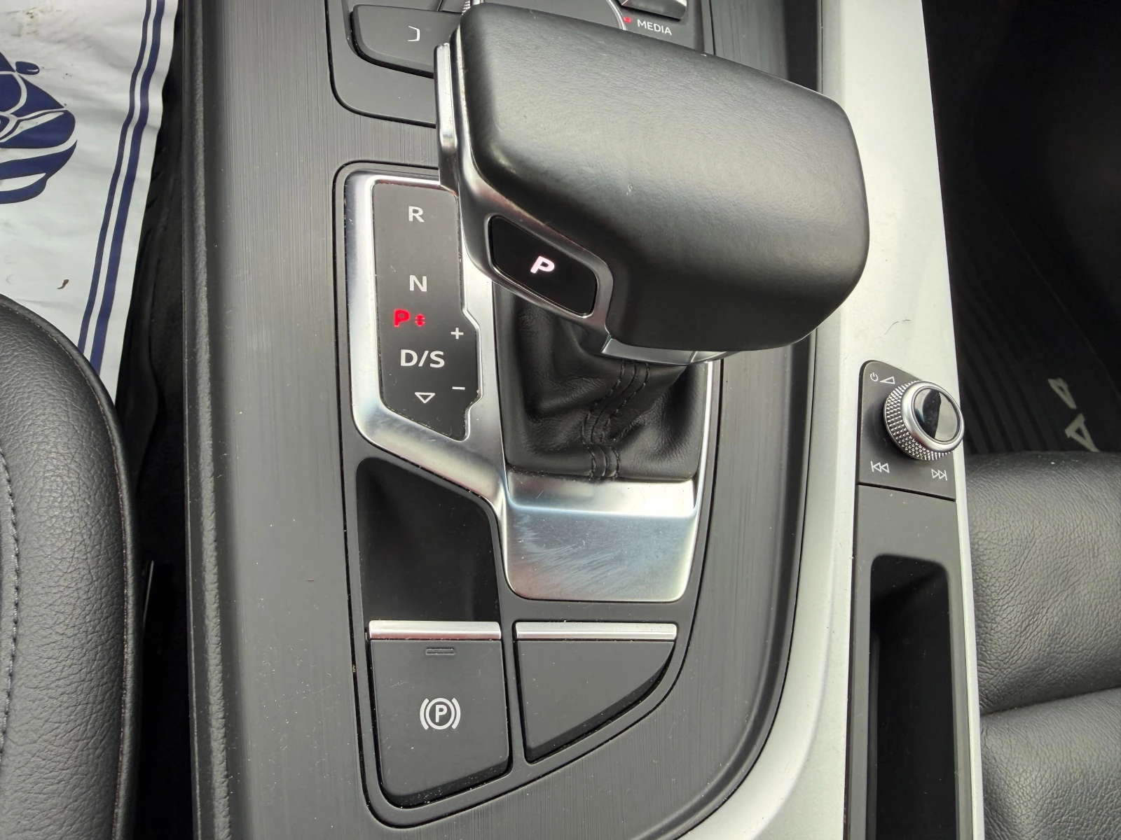Audi A4 2.0 TFSI quattro, снимка 14 - Автомобили и джипове - 54380042