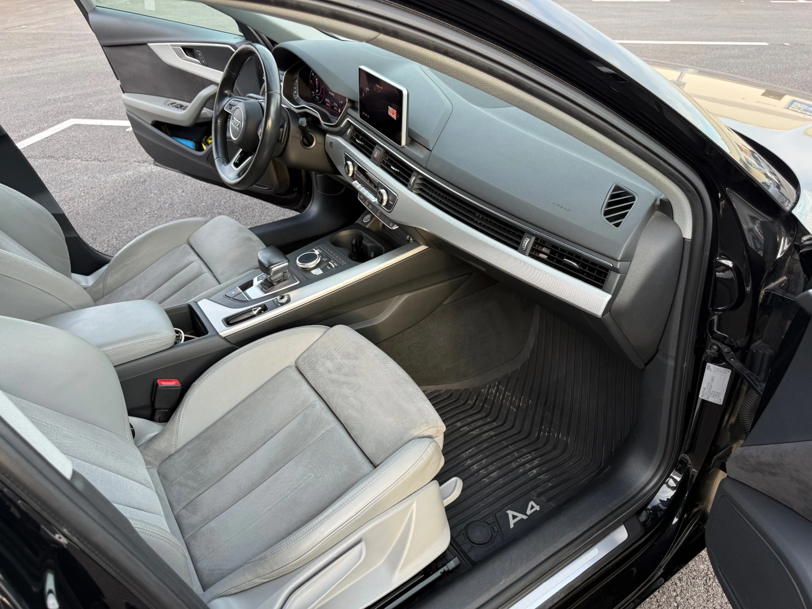 Audi A4 2.0TDI , снимка 10 - Автомобили и джипове - 54960056