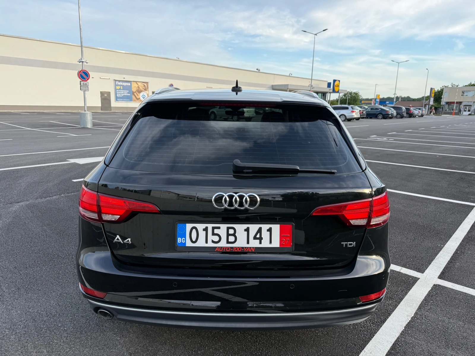 Audi A4 2.0TDI , снимка 5 - Автомобили и джипове - 54960056