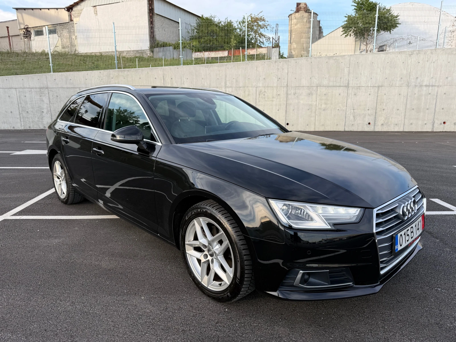 Audi A4 2.0TDI , снимка 3 - Автомобили и джипове - 54960056