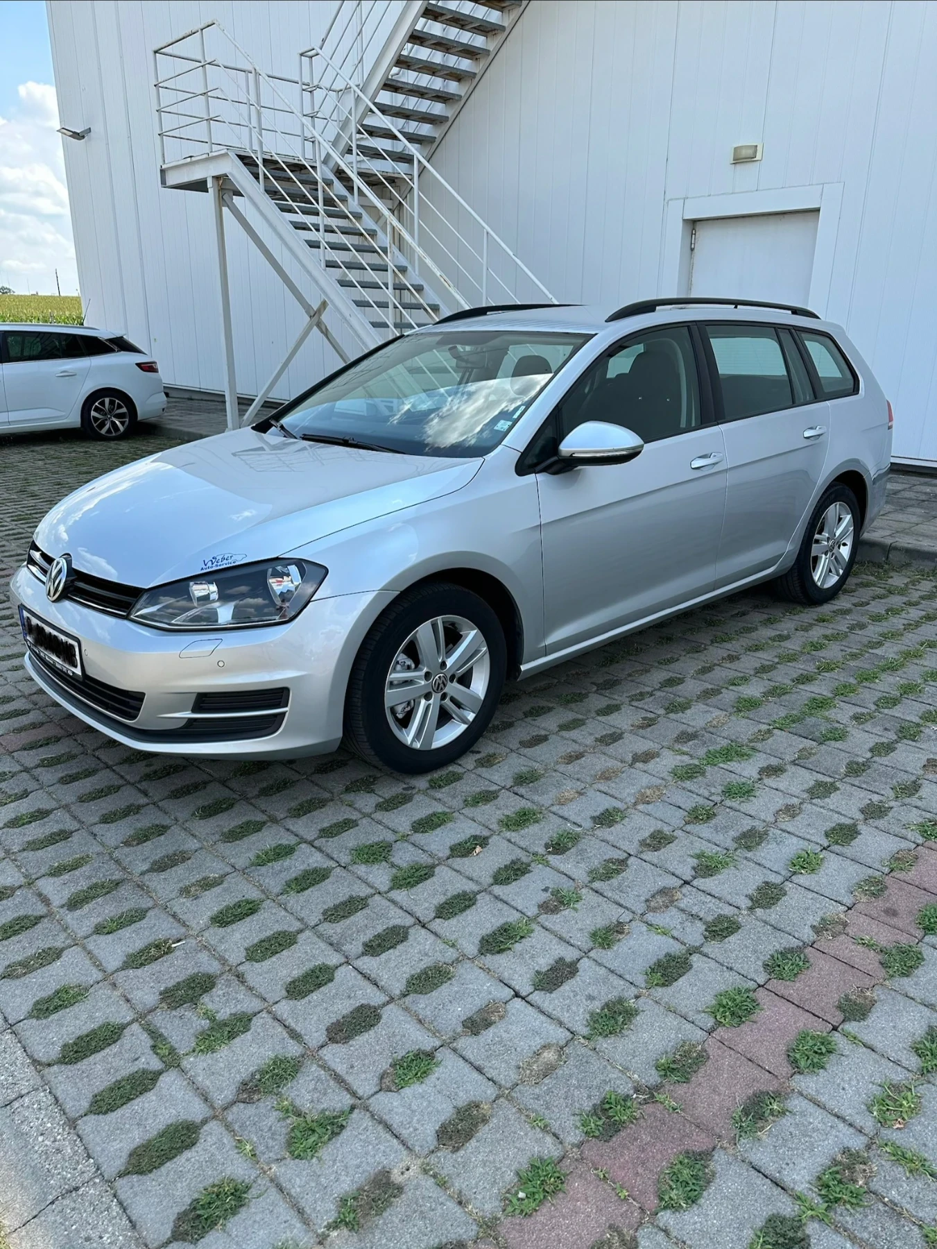 VW Golf 1.6 TDI , снимка 2 - Автомобили и джипове - 55386342