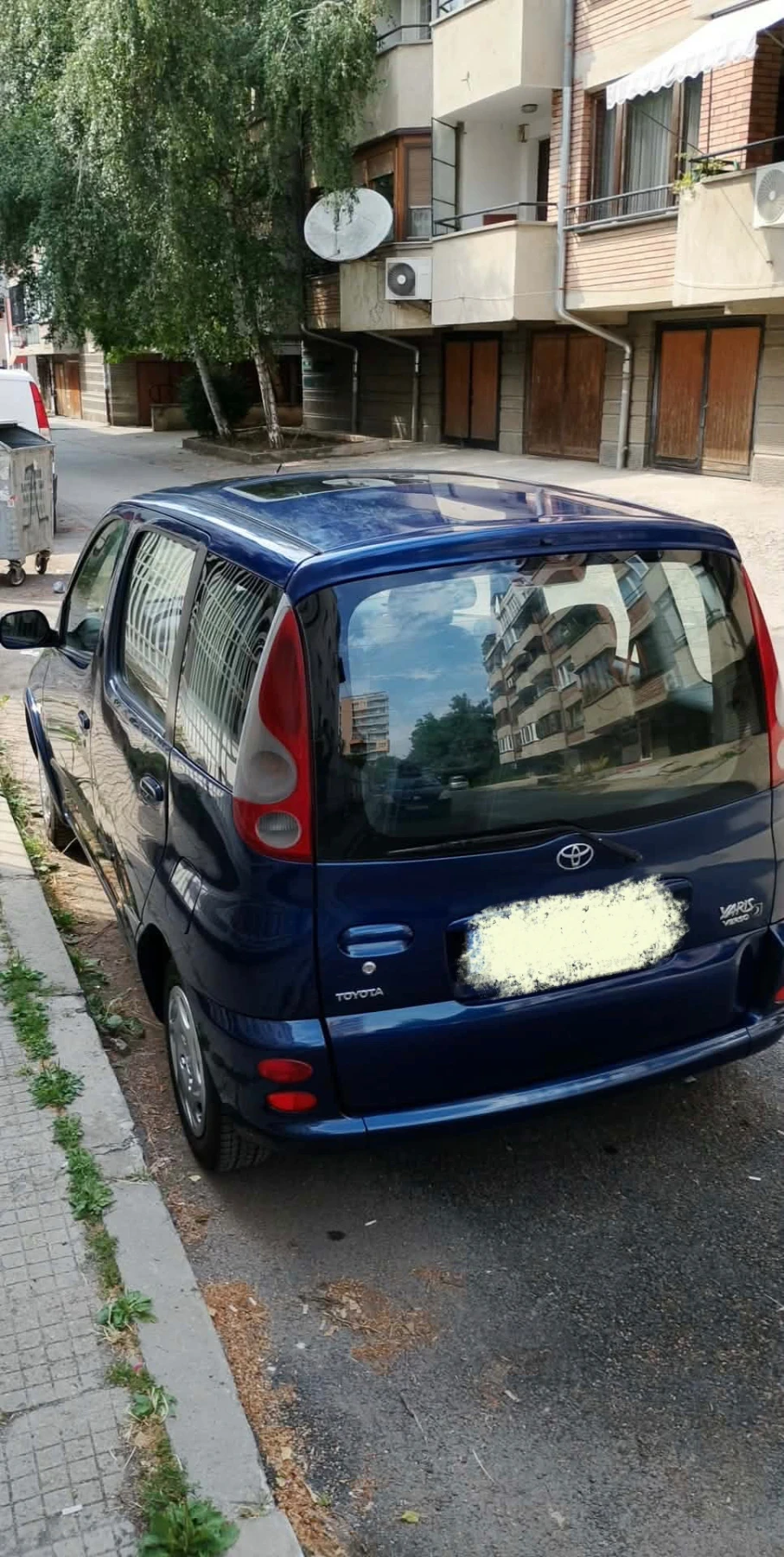 Toyota Yaris verso, снимка 8 - Автомобили и джипове - 55364253