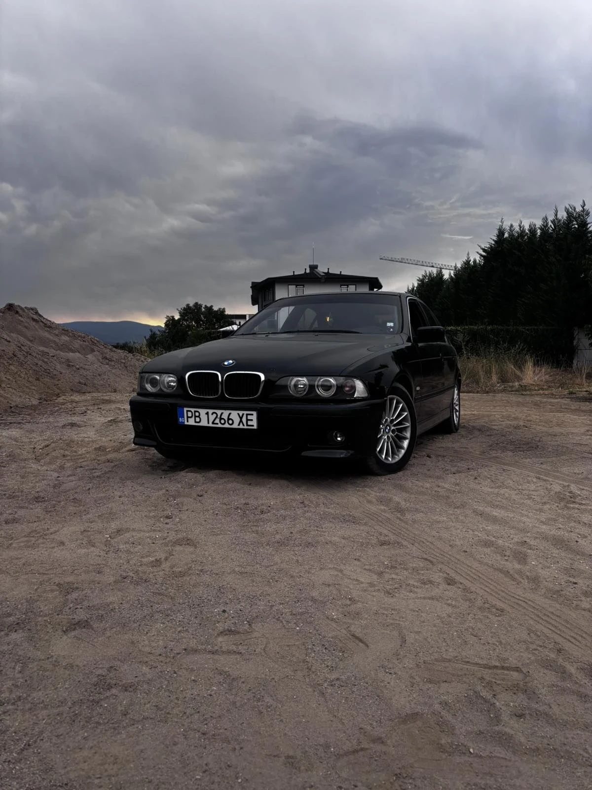 BMW 523