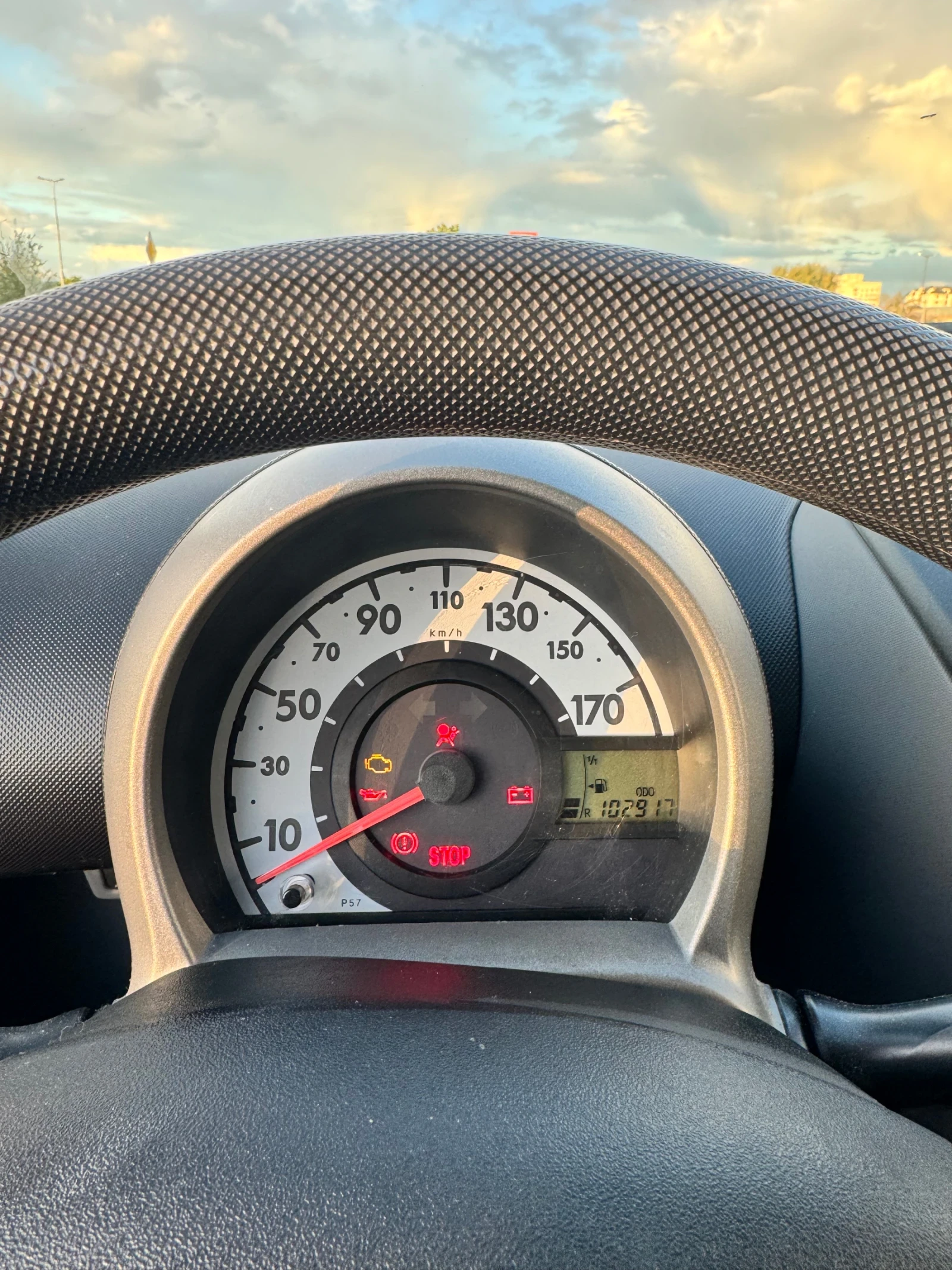 Toyota Aygo 1.0 VVT-i (68 к.с.), снимка 5 - Автомобили и джипове - 56238659