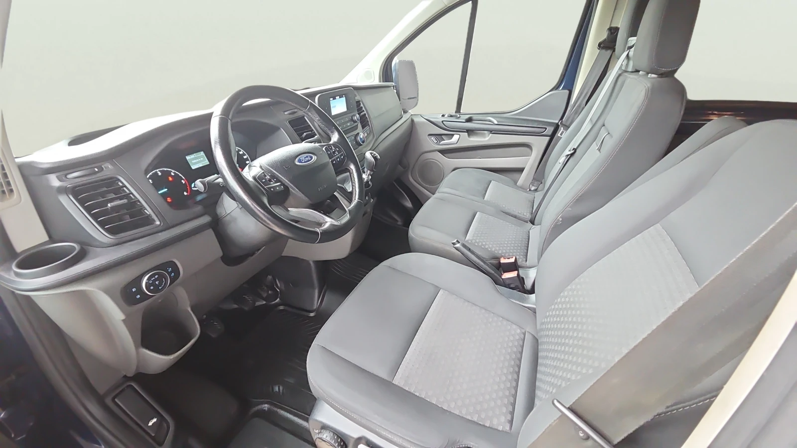 Ford Transit Custom 2.0L, снимка 10 - Автомобили и джипове - 56714993