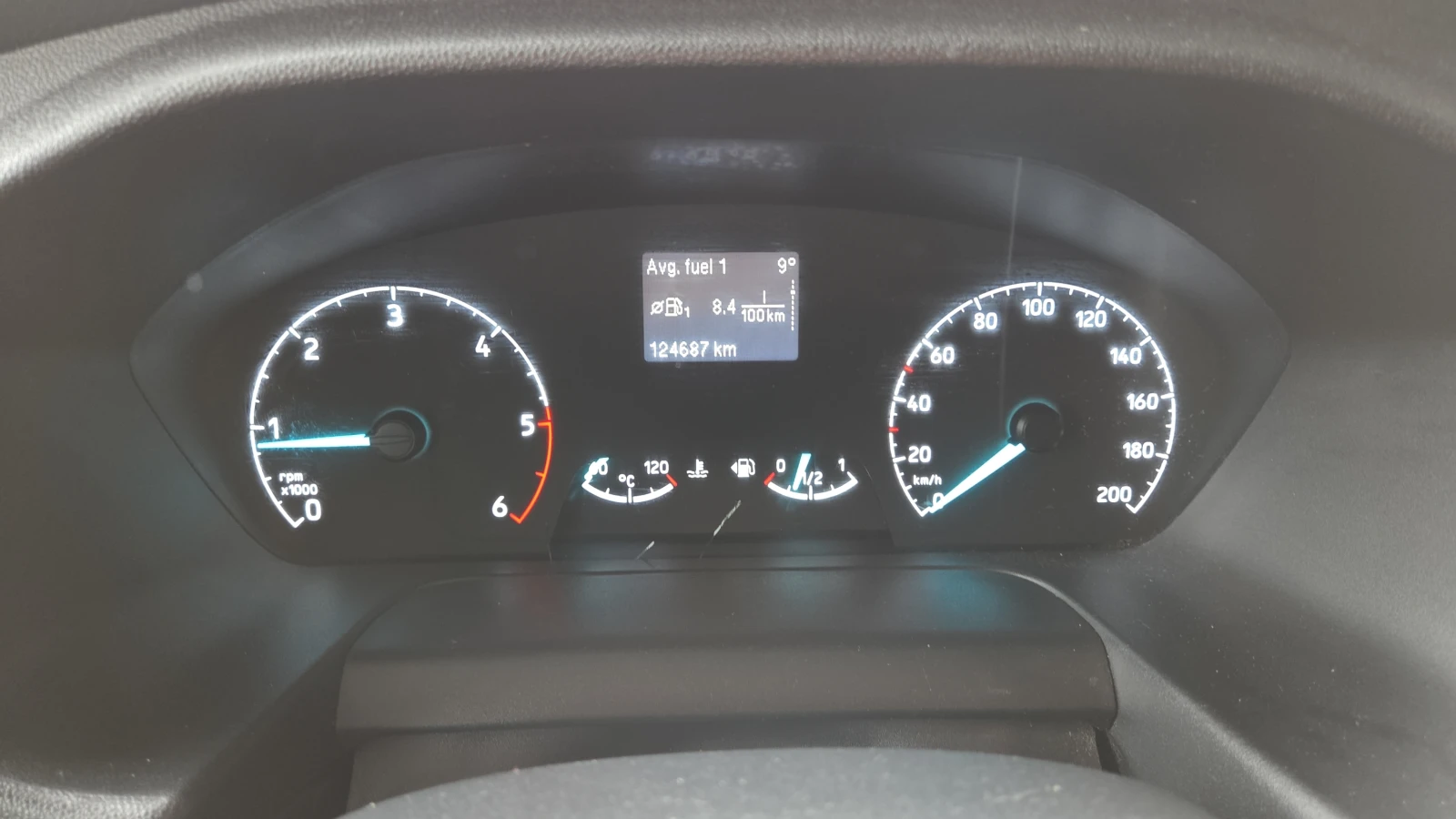 Ford Transit Custom 2.0L, снимка 13 - Автомобили и джипове - 56714993