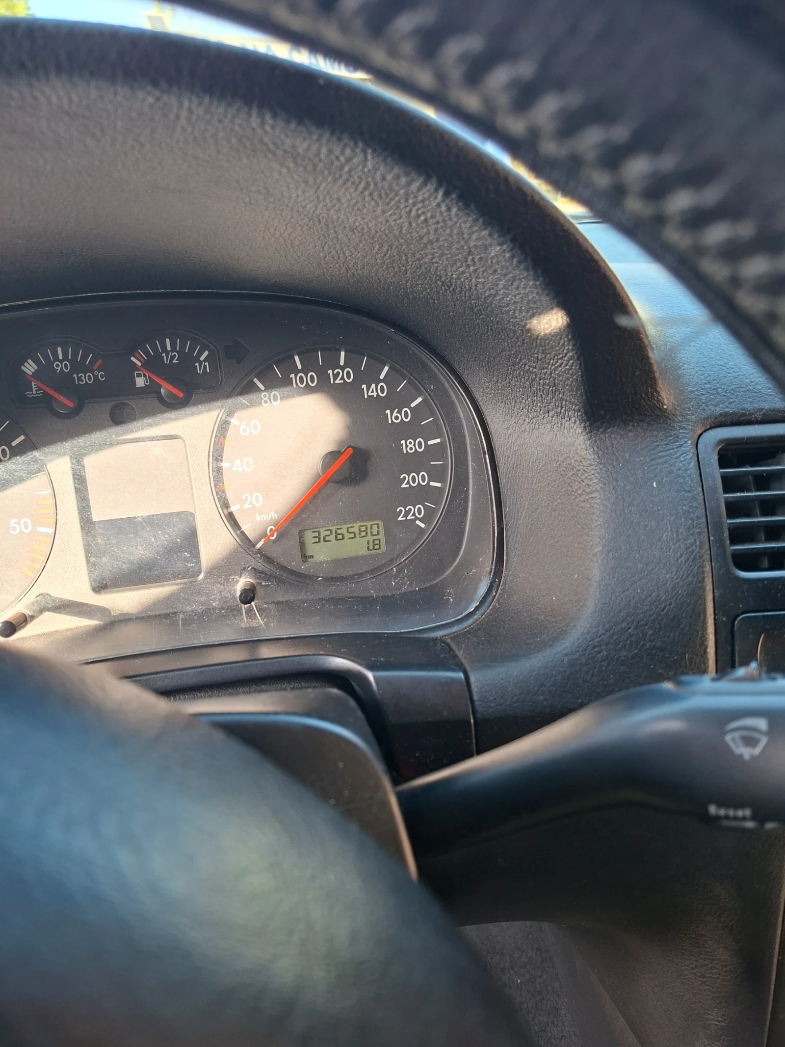VW Bora, снимка 10 - Автомобили и джипове - 56731642