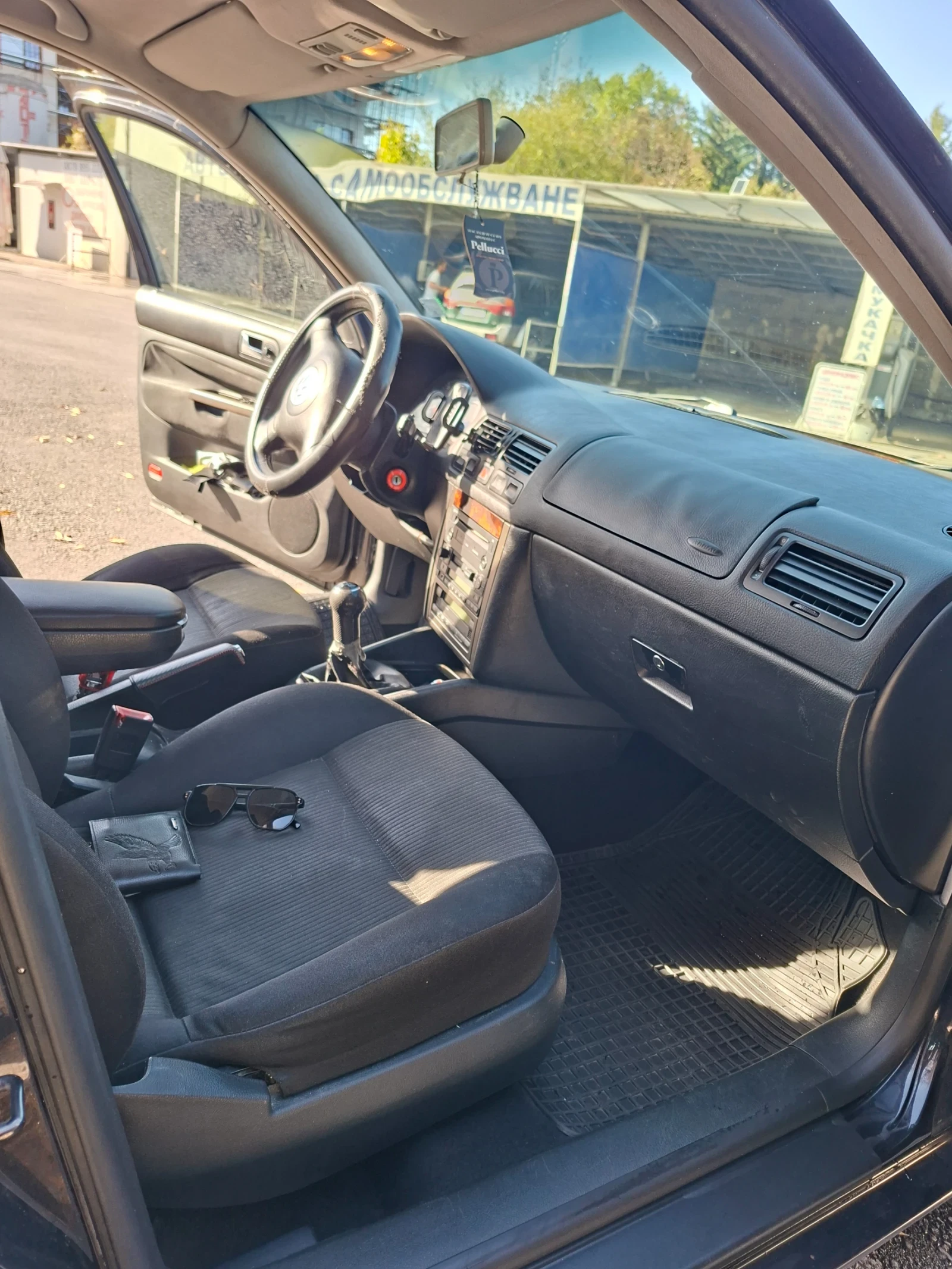 VW Bora, снимка 13 - Автомобили и джипове - 56731642