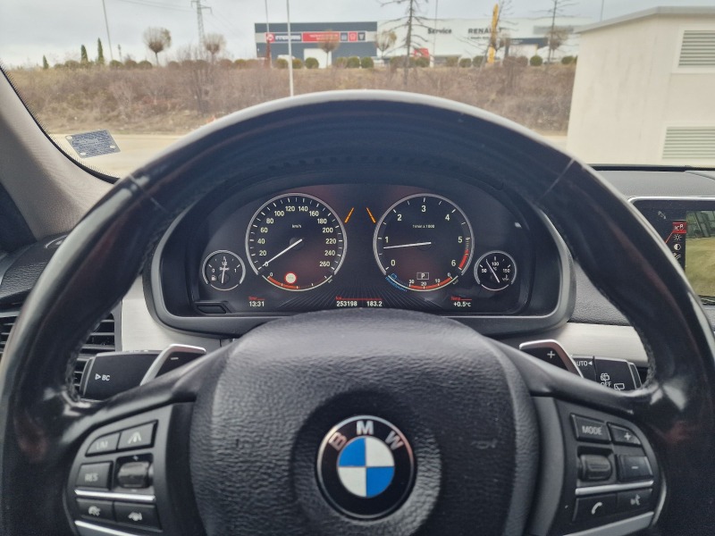 BMW X5 4.0d 313k.c. * Sport Paket * Distronik * Kamera * , снимка 10 - Автомобили и джипове - 43339113