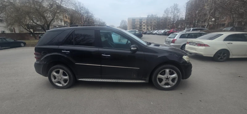 Mercedes-Benz ML 320, снимка 8 - Автомобили и джипове - 49054517