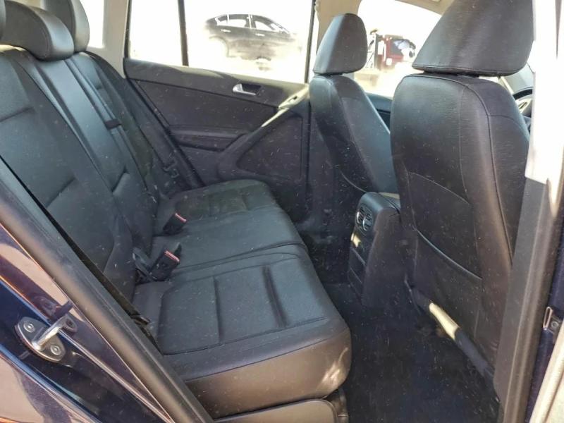 VW Tiguan, снимка 10 - Автомобили и джипове - 52930246