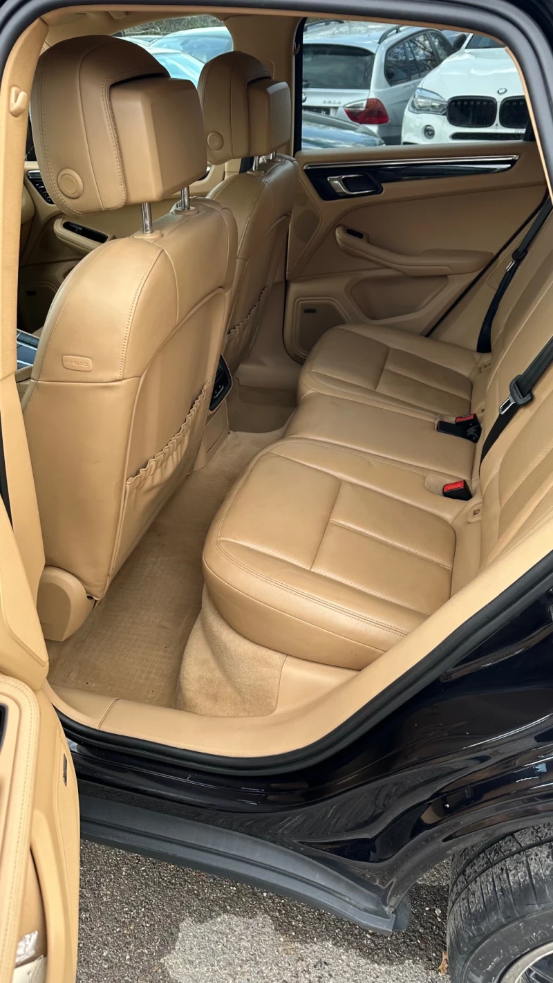 Porsche Macan, снимка 13 - Автомобили и джипове - 52970855