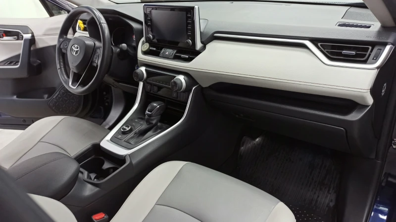 Toyota Rav4 HSD Luxury AWD, снимка 13 - Автомобили и джипове - 53094504