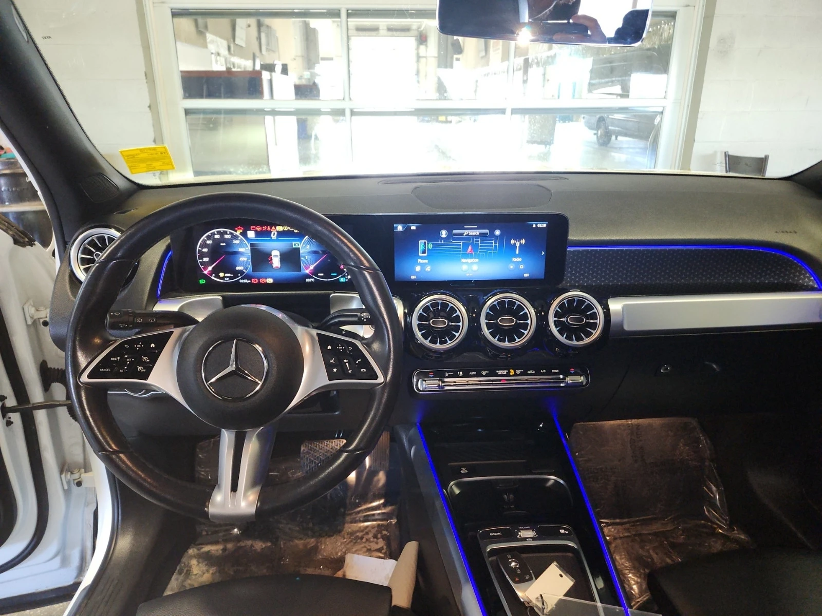 Mercedes-Benz GLB 250 * * CARFAX * * АВТО КРЕДИТ * *  - изображение 8