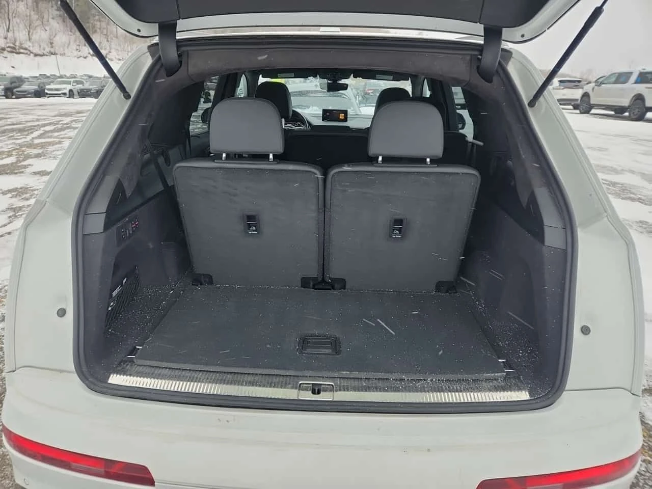 Audi Q7 * TECHNIK * CARFAX * 360 КАМЕРА * ПАНОРАМА * , снимка 15 - Автомобили и джипове - 53952515