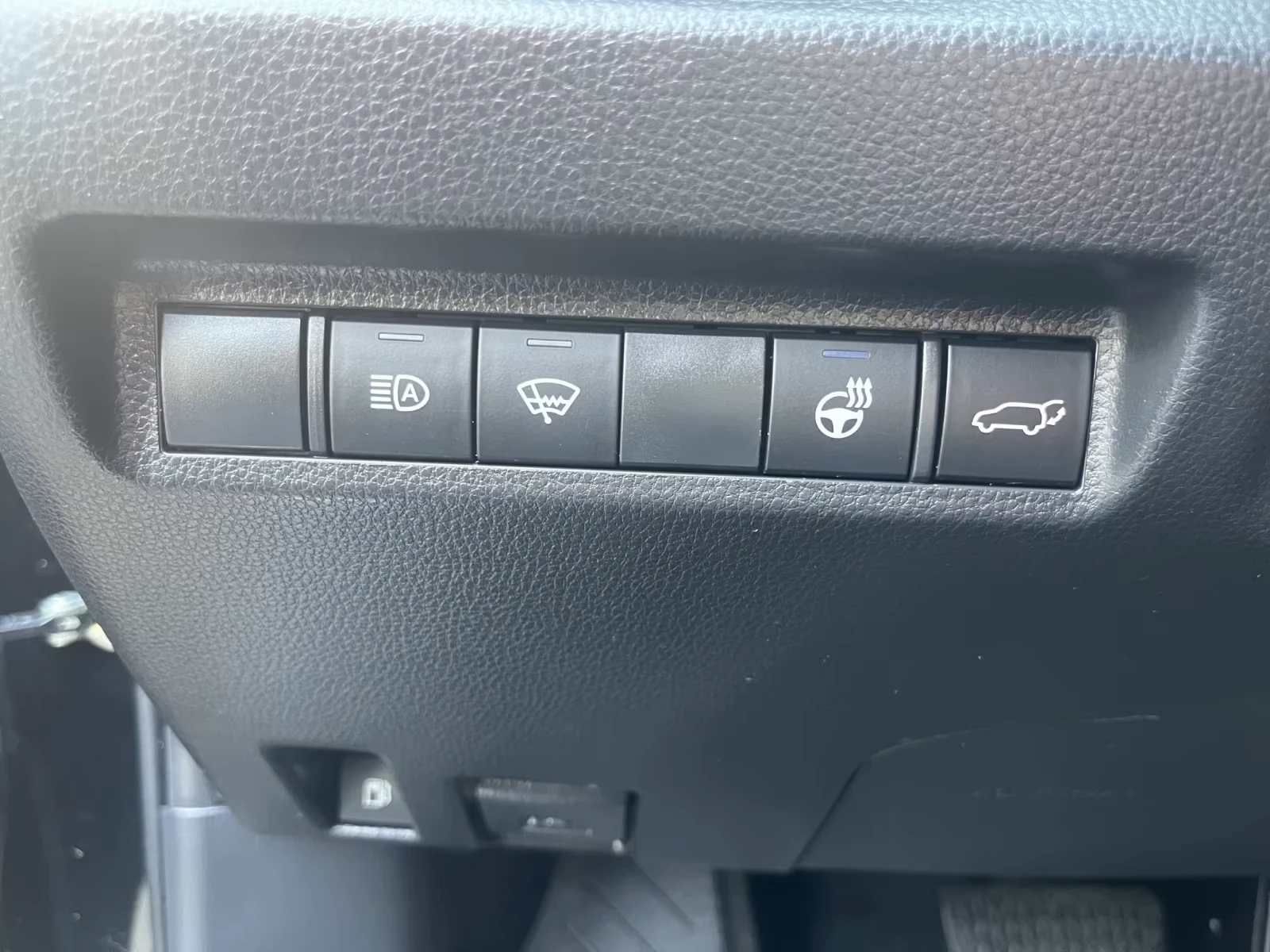 Toyota Rav4 2.0* TEAM-D* CAM* KEYLESS* DISTR* , снимка 10 - Автомобили и джипове - 53993465