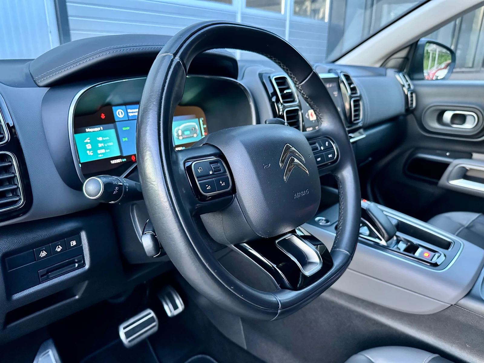 Citroen C5 Aircross 1.6T PLUG-IN HYBRID ПОДГРЕВ КАМЕРИ ТОП СЪСТОЯНИЕ, снимка 9 - Автомобили и джипове - 54347830