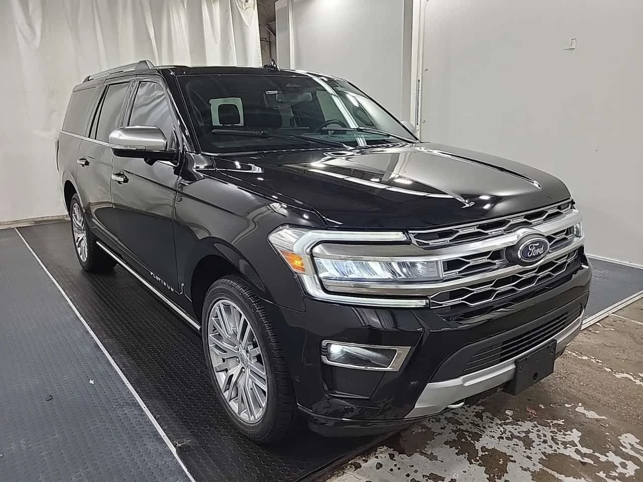 Ford Expedition * PLATINUM * CARFAX * CARPLAY * PANO * ОБДУХВАНЕ, снимка 2 - Автомобили и джипове - 54356481