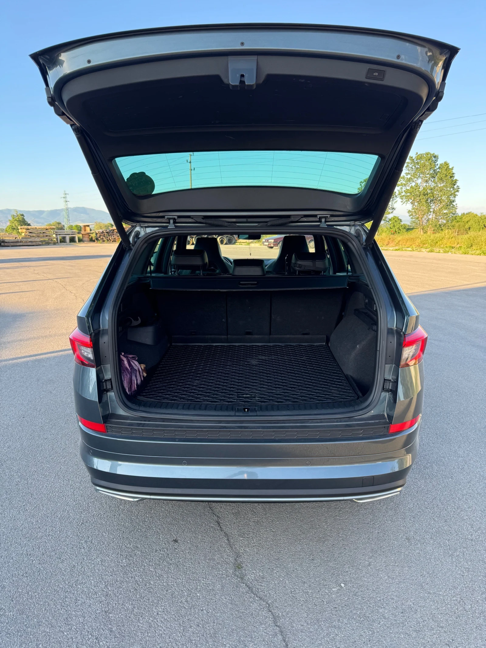 Skoda Kodiaq SPORTLINE 190кс 4х4, снимка 12 - Автомобили и джипове - 54796898