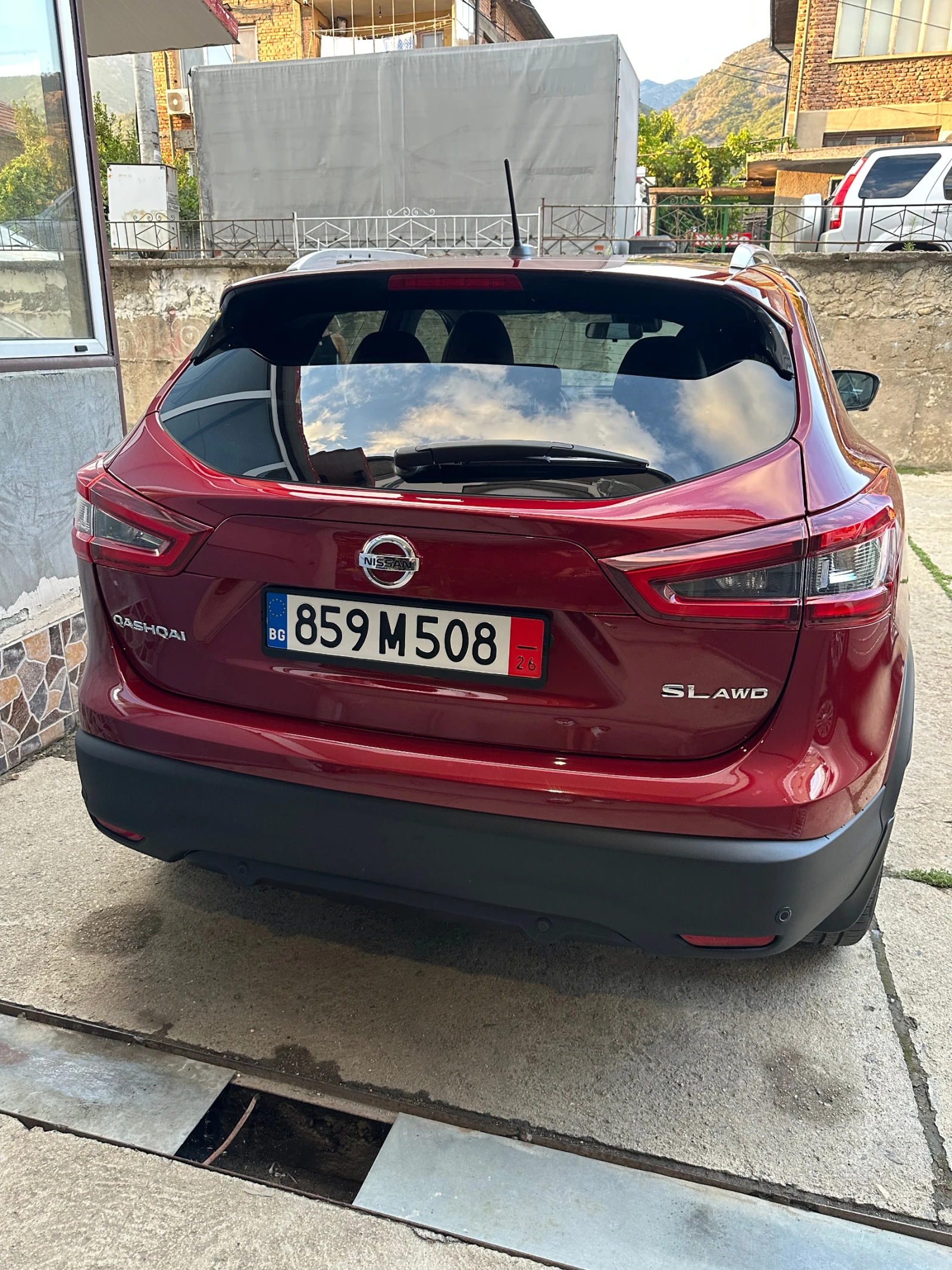 Nissan Qashqai SL AWD Rogue Sport, снимка 7 - Автомобили и джипове - 55653183