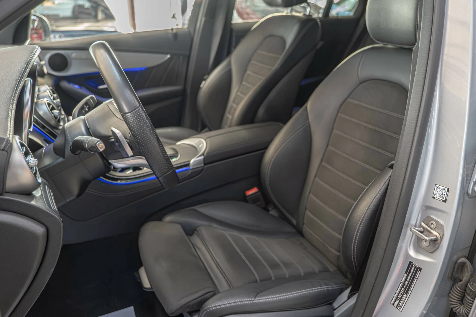 Mercedes-Benz GLC 400 CDI/AMG/4Matic/COUPE/Virtual/Ambient/Подгрев, снимка 8 - Автомобили и джипове - 55343141