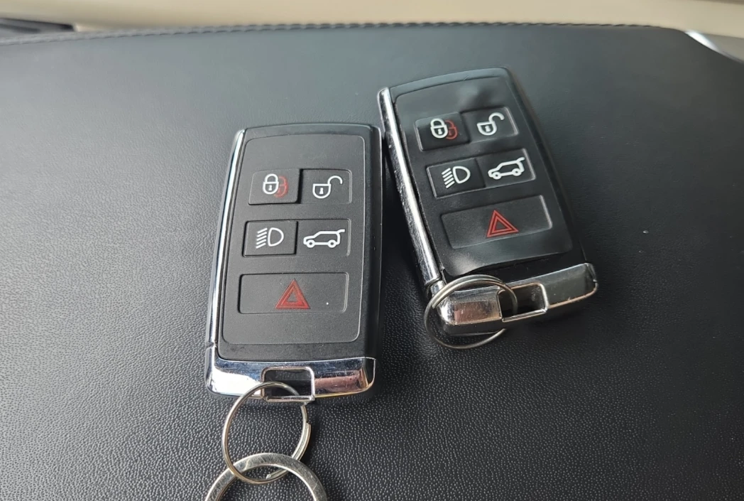 Land Rover Range Rover Sport * Pano* �����* 7������* Blind Spot* Meridian Surro | Mobile.bg � ����������� 13