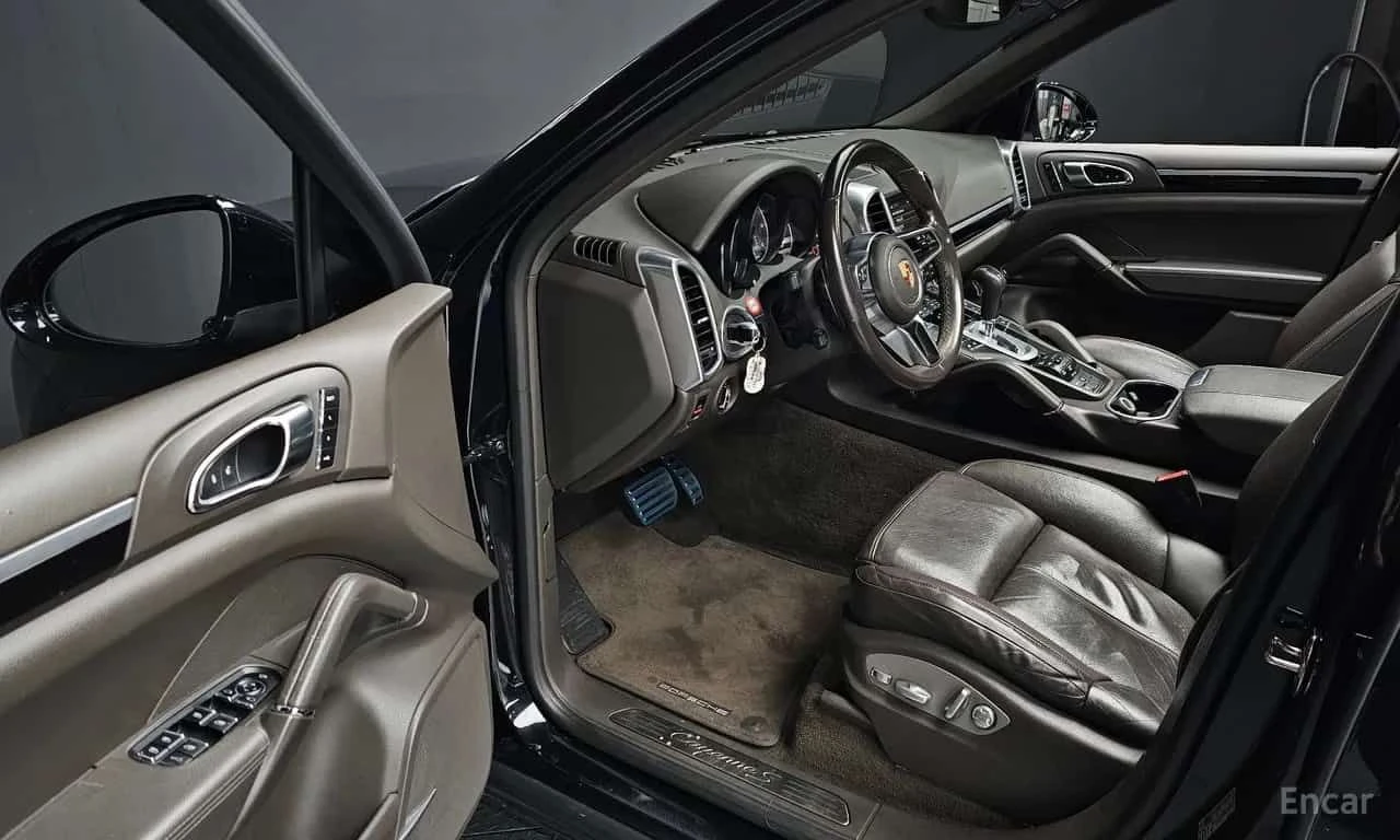 Porsche Cayenne 4.2 S Diesel, снимка 11 - Автомобили и джипове - 55653885