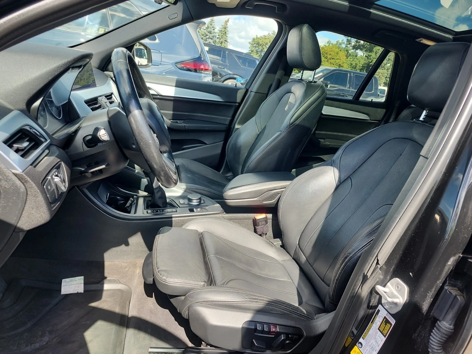 BMW X1 * xDrive28i * АВТОКРЕДИТ * ПРЕДСТАВИТЕЛСТВО, снимка 7 - Автомобили и джипове - 55900643