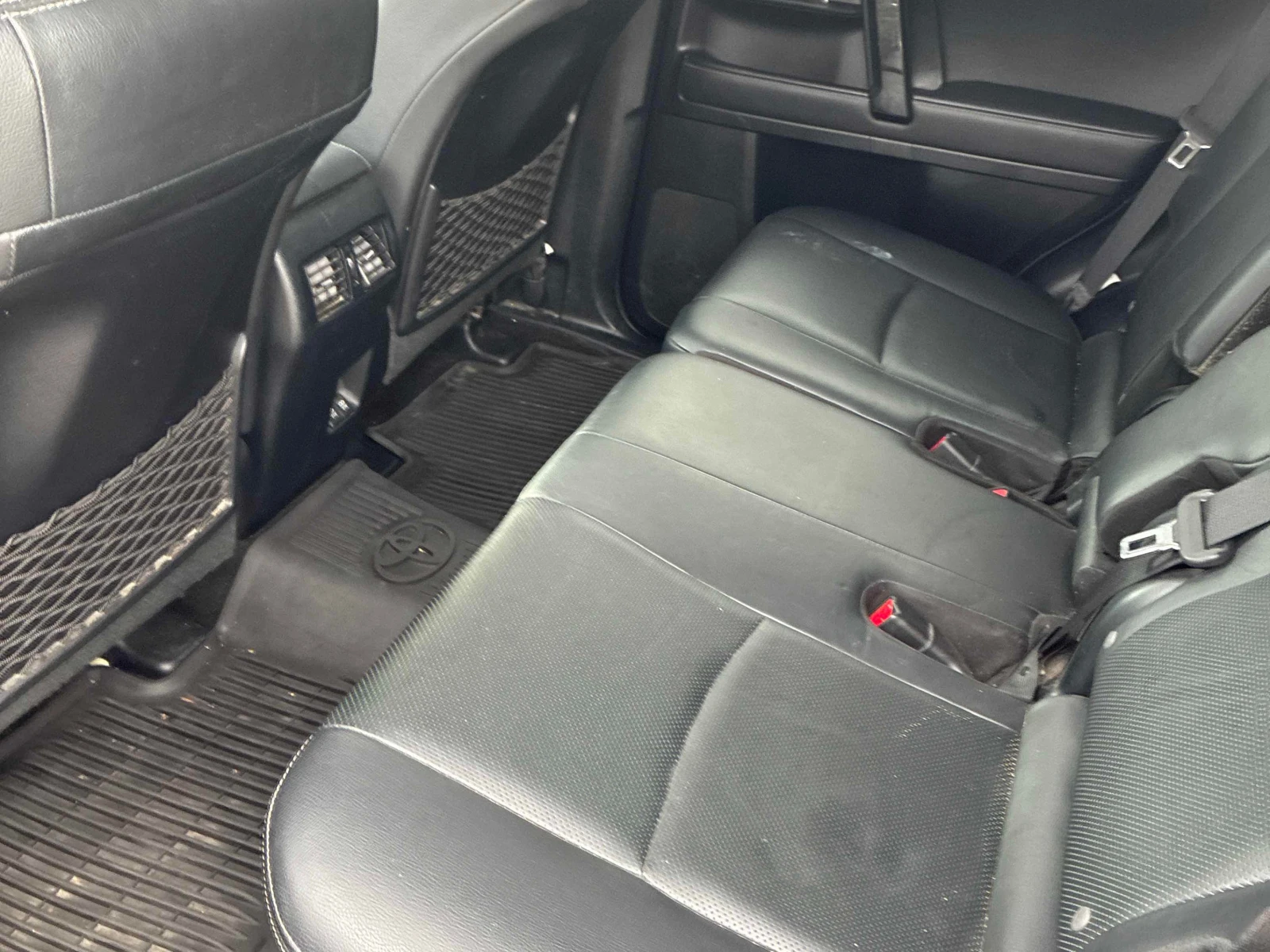 Toyota 4runner * 4WD * CARFAX * ОПЦИЯ ЗА ФИНАНСИРАНЕ, снимка 13 - Автомобили и джипове - 55932277