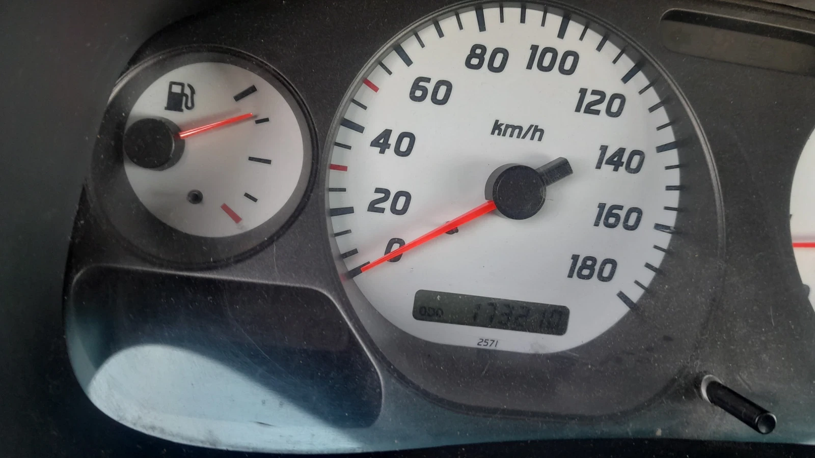 Nissan Navara 2.5, снимка 2 - Автомобили и джипове - 56241039