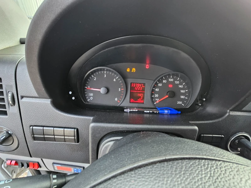 VW Crafter, снимка 14 - Бусове и автобуси - 52799555