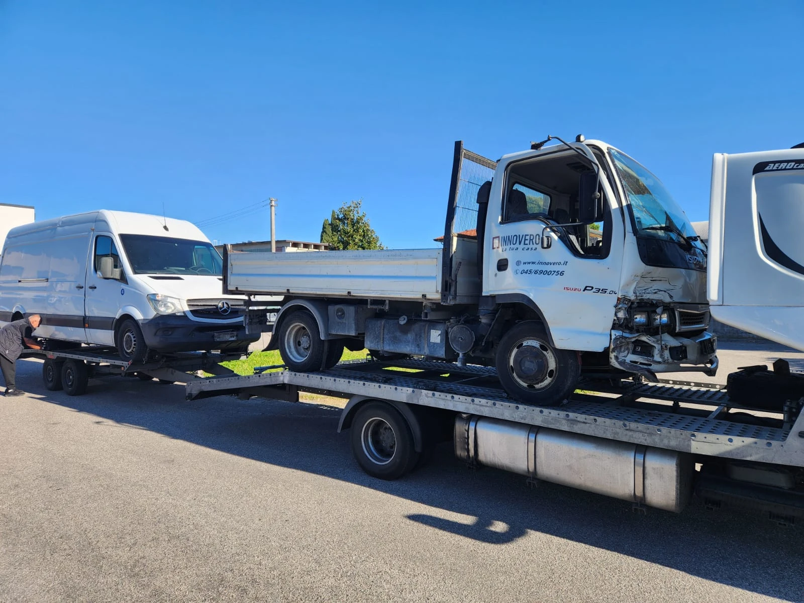 Iveco Daily ISUZU NPR 3.5T ЕД.КАБ ДВ.ГУМА 3.0L KM РЕАЛНИ КЛИМА - изображение 4