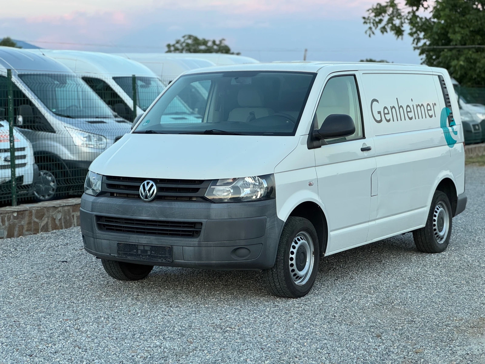 VW T5 2.0TDI* 140кс* Германия* Клима* Топ* 6ск* 