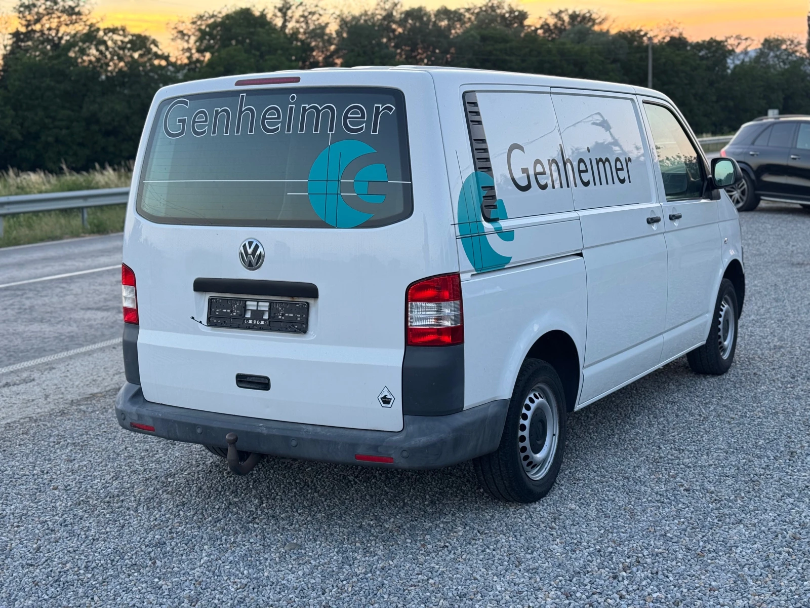 VW T5 2.0TDI* 140кс* Германия* Клима* Топ* 6ск* , снимка 5 - Бусове и автобуси - 54050180