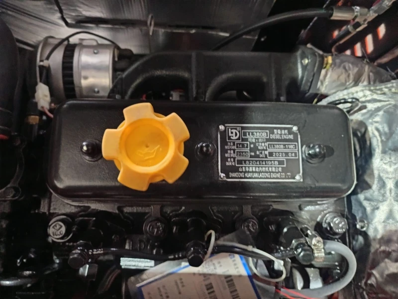 Багер Kobelco НОВИ KB18  3 цилиндъра, снимка 3 - Индустриална техника - 52223727