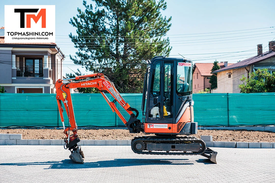 Багер Hitachi ZX 22 U-2 CLR