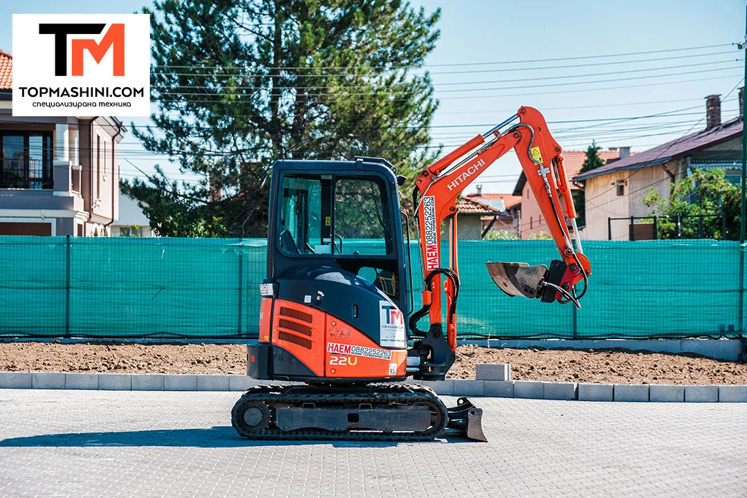 Багер Hitachi ZX 22 U-2 CLR, снимка 3 - Индустриална техника - 55486610