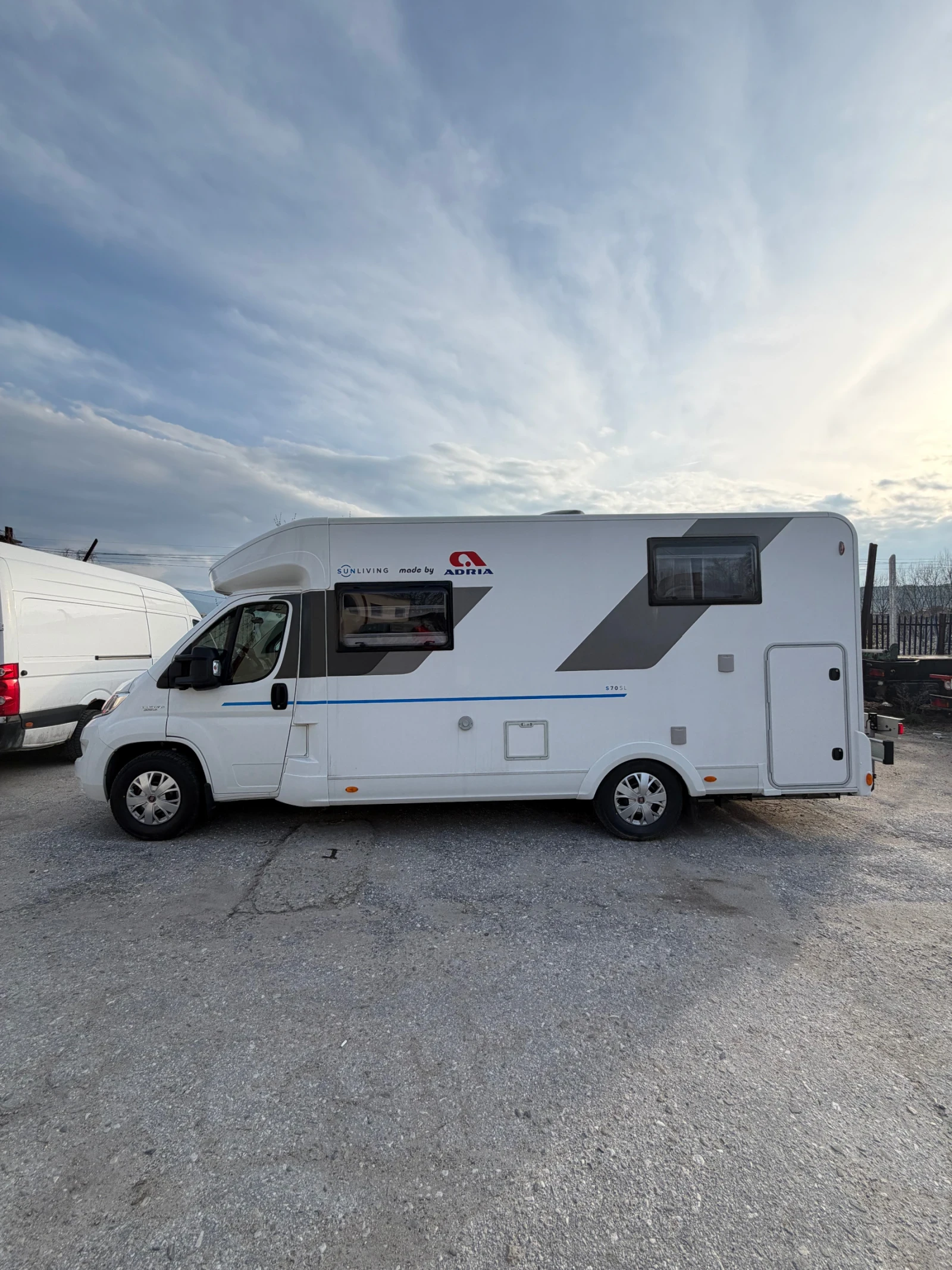 Кемпер Adria Sun Living