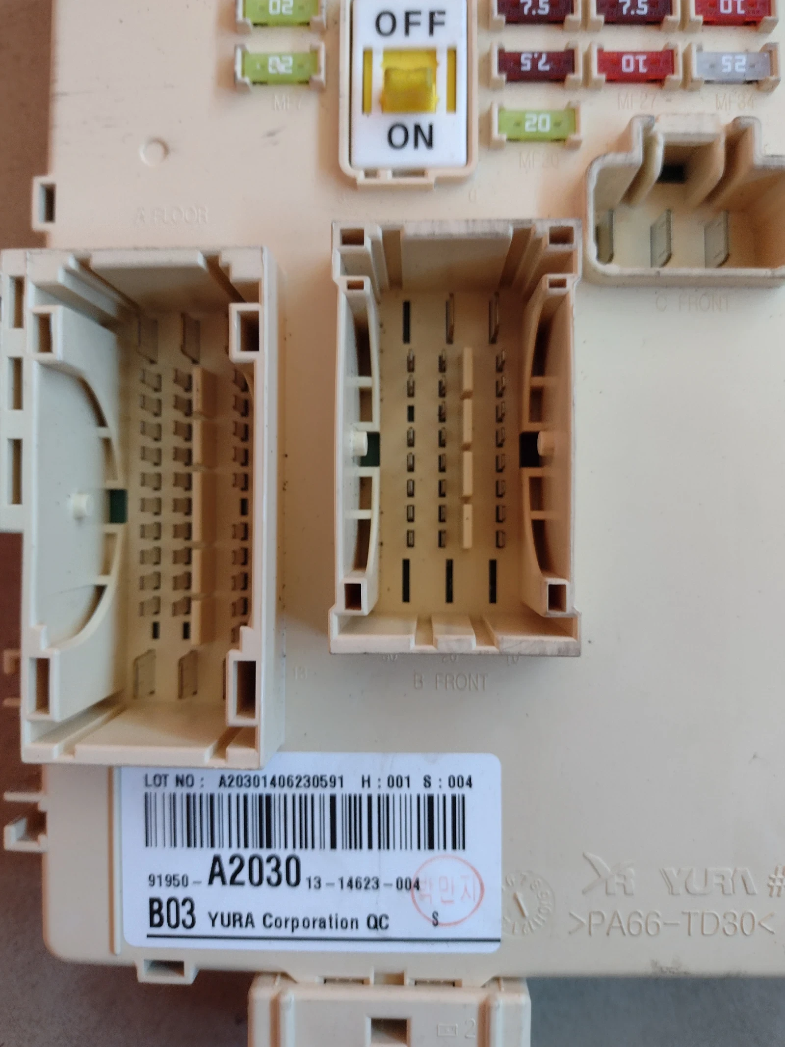 91950-A2030 ������� ����� KIA CEED (2012 - 2018)   91950A2030 | Mobile.bg � ����������� 5