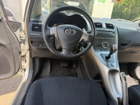 Toyota Auris, снимка 9