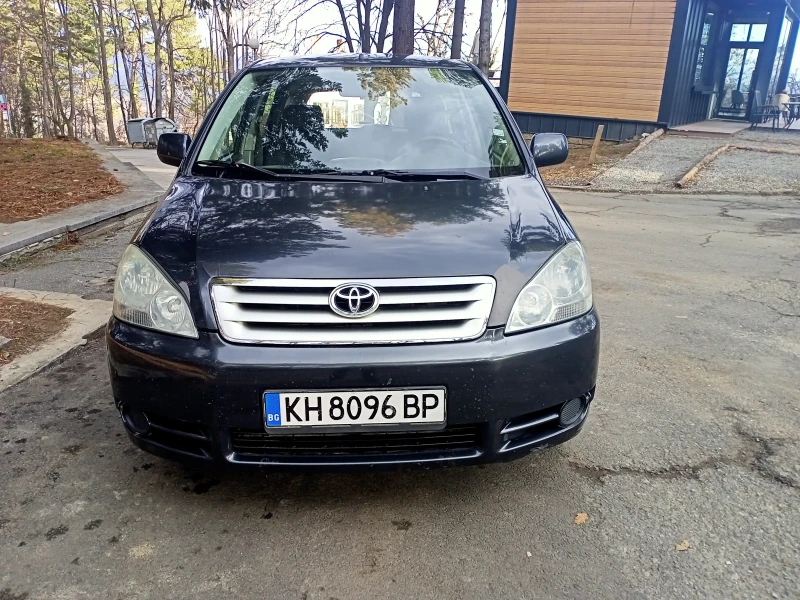 Toyota Avensis verso, снимка 7 - Автомобили и джипове - 48636797