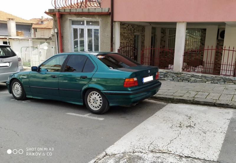 BMW 325 Седан, снимка 3 - Автомобили и джипове - 48885155