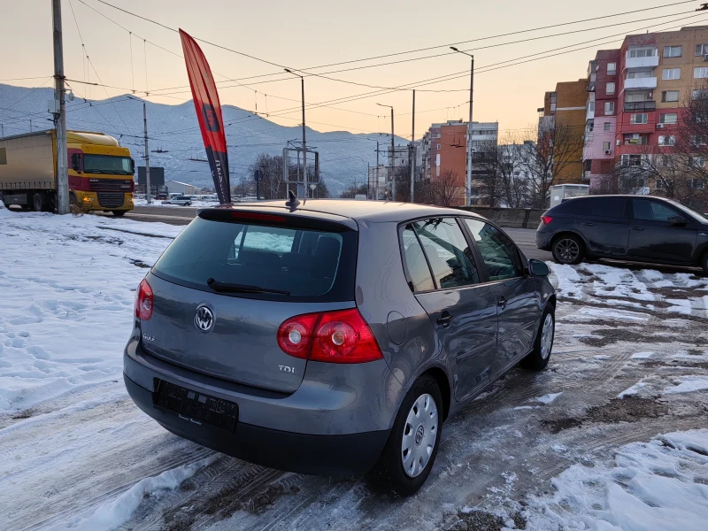 VW Golf 1.9 tdi 105ps Navi, снимка 8 - Автомобили и джипове - 49238712