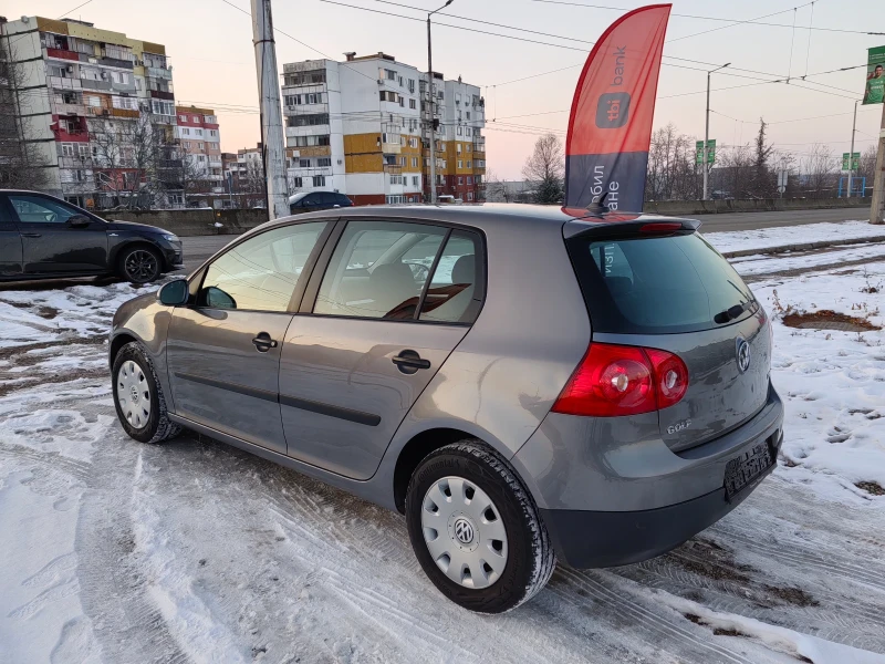 VW Golf 1.9 tdi 105ps Navi, снимка 6 - Автомобили и джипове - 49238712